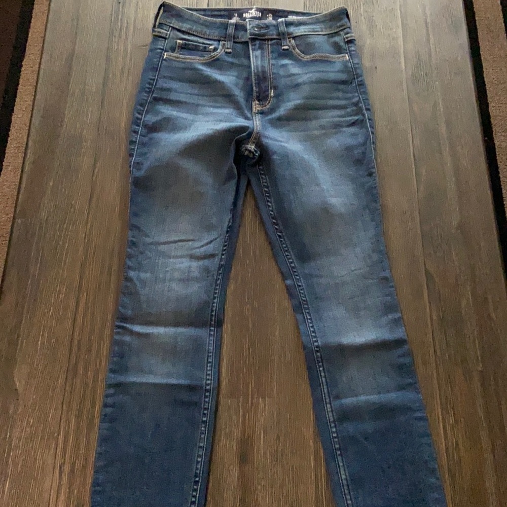 ☀️Hollister 1S High Rise Super Skinny☀️